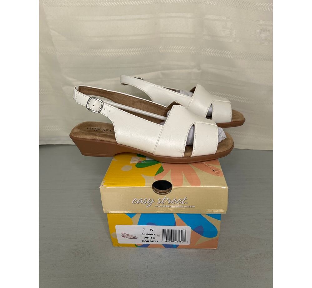 Easy Street Corbett Slingback Sandals White Womens Size 7 Wide